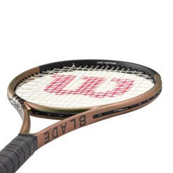 Wilson Blade 100 V8 Tour Racket 14 Wilson Blade 100 V8 Tour Racket -Wilson Tennis Shop 03773000 11